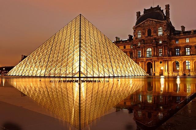 Historical Origin: Are the Holy Cross Fathers a French Order? 10 From the Heart of France: A closer look at the Historical Origins of the Holy Cross Fathers