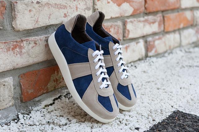 Exploring Divine Guidance: How Do I Order the Holy Scriptures by Gino Jennings? 6 5. Examining the Unique Perspective: What Sets Gino Jennings' Holy Scriptures Apart?