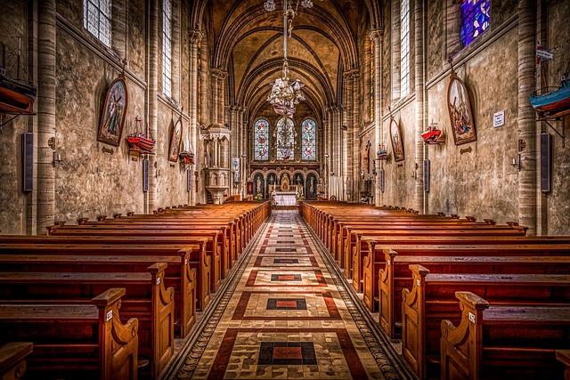 Should I Attend the Diocesan Latin Mass or SSPX? Ecclesiastical Dilemma Discussed 5 Seeking Guidance from Church Authorities on Choosing Between Diocesan Latin Mass and SSPX